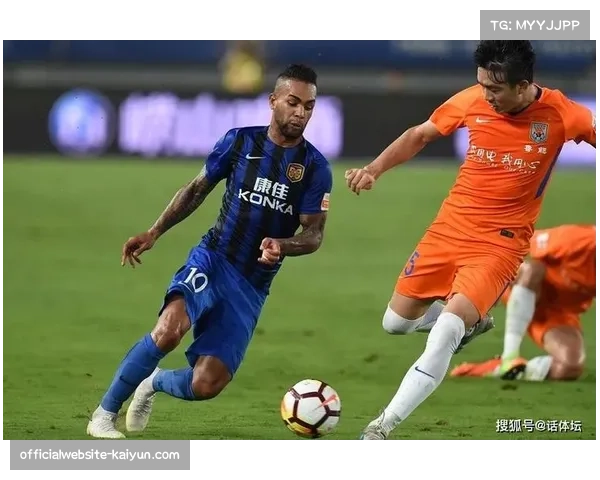 塞维利亚后卫马科斯·特谢拉膝伤严重,四月下旬方有望回归 塞维利亚后卫马科斯·特谢拉膝伤严重,四月下旬方有望回归